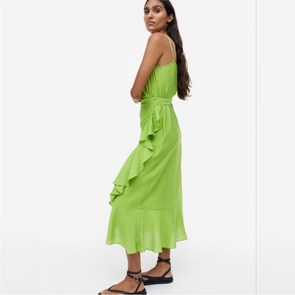 H&M Flounce Trim Wrap Dress - Picture 3 of 5
